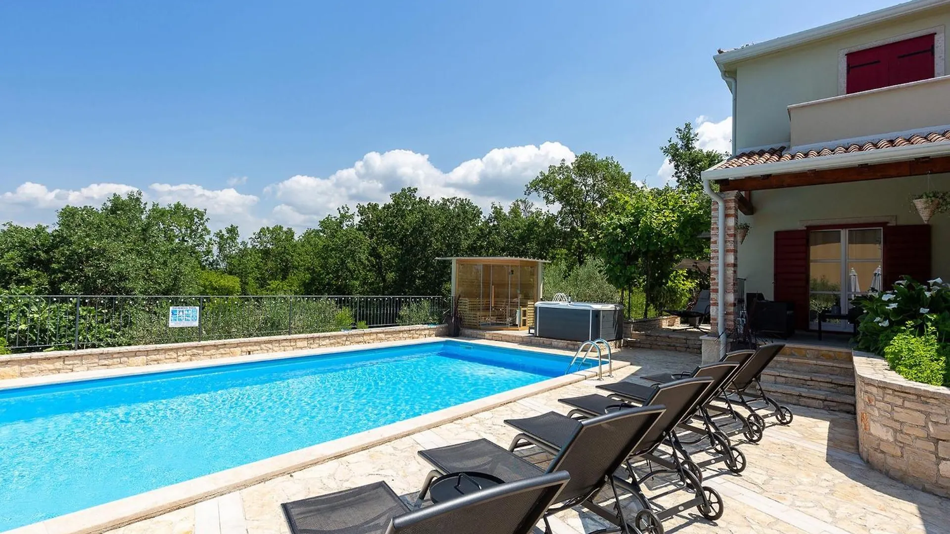 Scenic Villa Near Fuente Beach Porec